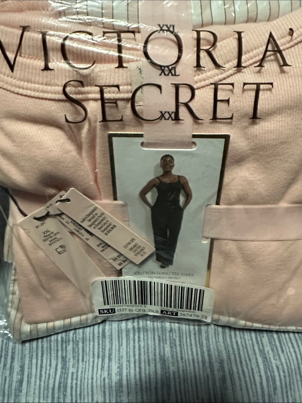 Victoria’s Secret - Picture 1 of 3